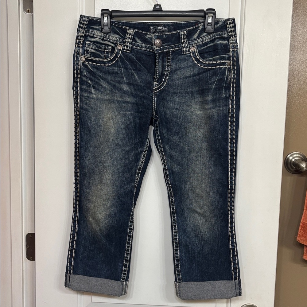 Suki Mid Capri Silver Jeans Dark Blue Size W30/L22 1/2